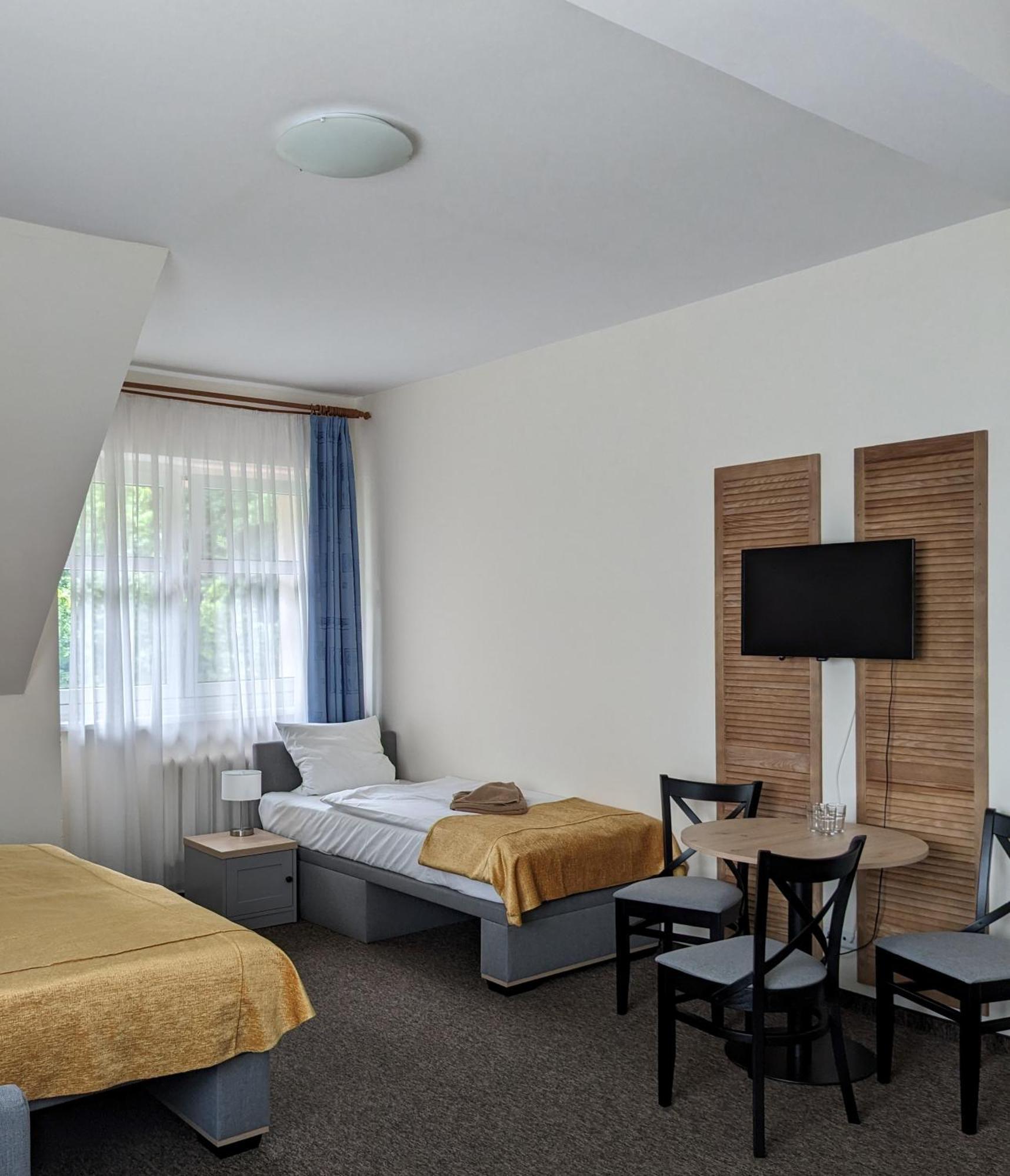 Klinika Mlodosci Medical Spa Ξενοδοχείο Świeradów-Zdrój Δωμάτιο φωτογραφία