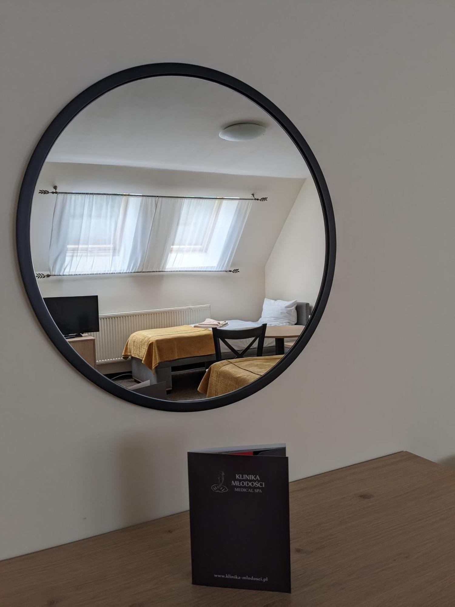 Klinika Mlodosci Medical Spa Ξενοδοχείο Świeradów-Zdrój Δωμάτιο φωτογραφία